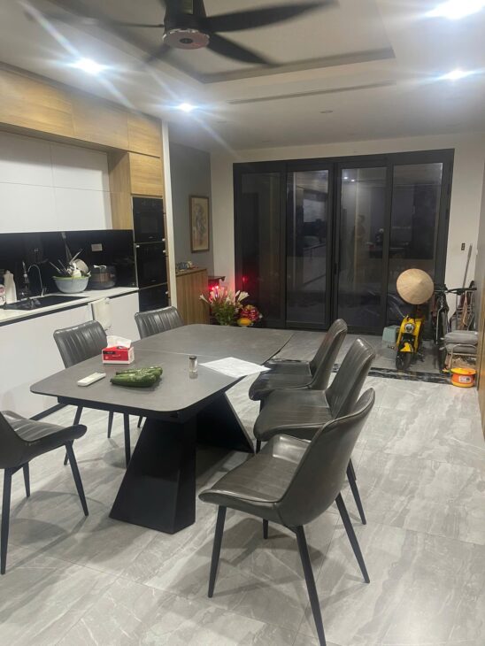 BÁN NHÀ XÃ ĐÀN ĐỐNG ĐA 3 BƯỚC RA MẶT PHỐ 7 TẦNG THNAG MÁY NỘI THÁT ĐẸP Ở NGAY 58M 14,8 TỶ