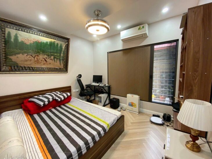Bán nhà tt Bưởi, Ba Đình, 100m2, sát ô tô tránh, đủ nội thất, chỉ 6.85 tỷ