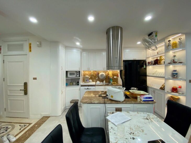 Bán nhà tt Bưởi, Ba Đình, 100m2, sát ô tô tránh, đủ nội thất, chỉ 6.85 tỷ