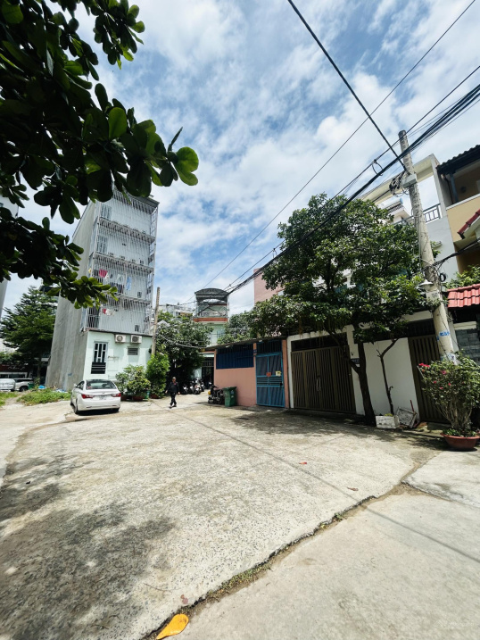 Bán lô đất trống KDC Kim Sơn , P.Tân Phong Quận 7,DT 235m2,gần trường ĐH, Tiện xây CHDV giá 21ty