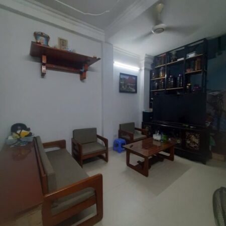 Bán nhà Hoàng Hoa Thám, Ba Đình, 49m2, 3 tầng, chỉ 12.3 tỷ Bán nhà Hoàng Hoa Thám, Ba Đình, 49m2, 3 tầng, chỉ 12.3 tỷ