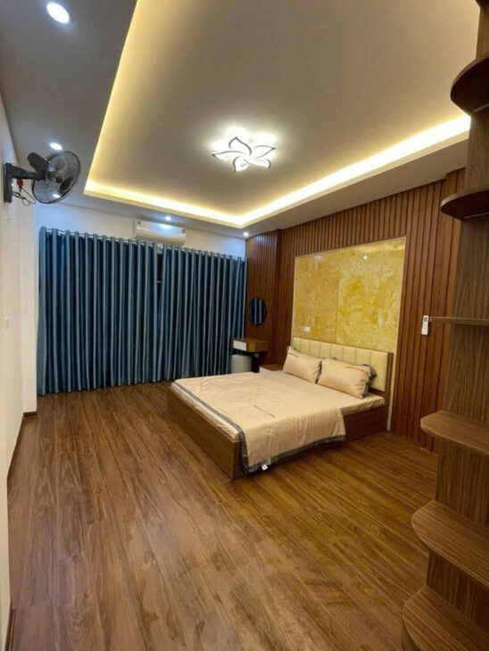 NHÀ MỚI HOÀNG MAI – NGÕ THOÁNG – 15M RA MẶT PHỐ 30m2 5 tầng mt 4m Giá 7.8 tỷ