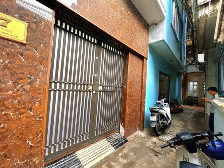 CCMN CHÍNH KINH – 14 PHÒNG – PCCC – THANG MÁY 49m2 8 tầng mt 4.1m Giá 15.8 tỷ