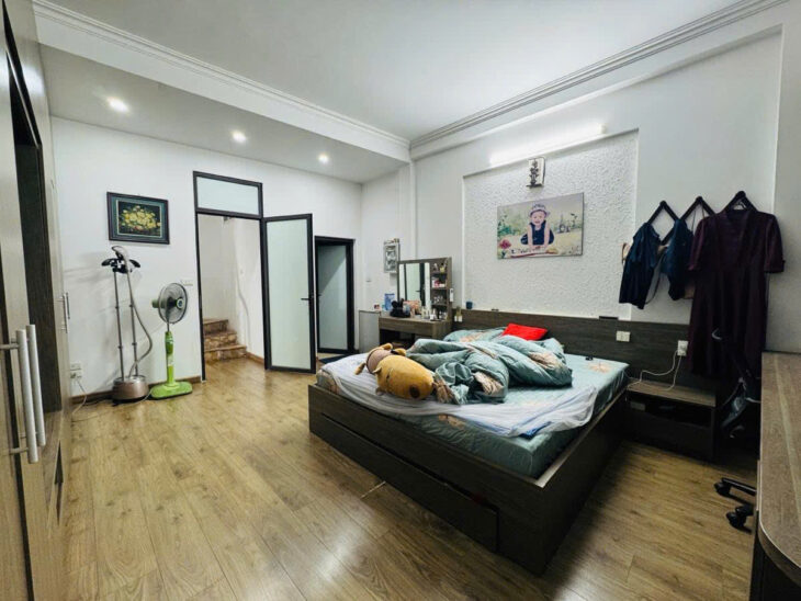 NHÀ ĐẸP HẠ ĐÌNH – NỘI THẤT XỊN SÒ – DT 30m2 5 tầng mặt tiền 4.3m Giá 7.6 tỷ