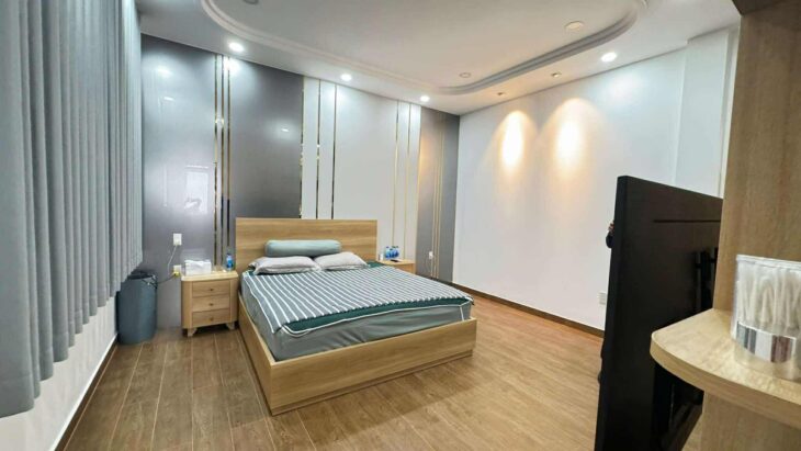 Bán gấp Biệt thư khu dân sinh sống Him Lam Quận 7