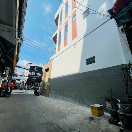 CĂN GÓC 2 MẶT TIỀN – NGANG KHỦNG 6.77M – KINH DOANH CHỢ – CHỈ 11.8 TỶ , Đào Cảm Mộc, Phường 4, Quận