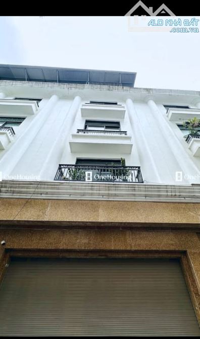 Cho thuê nhà mặt phố Lê Trọng Tấn Phường La khê, 70m2, mặt tiền 8m, đẹp nhất phố.