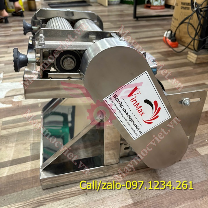 Máy cán thịt tươi chạy điện Turbo TBT200 giá rẻ