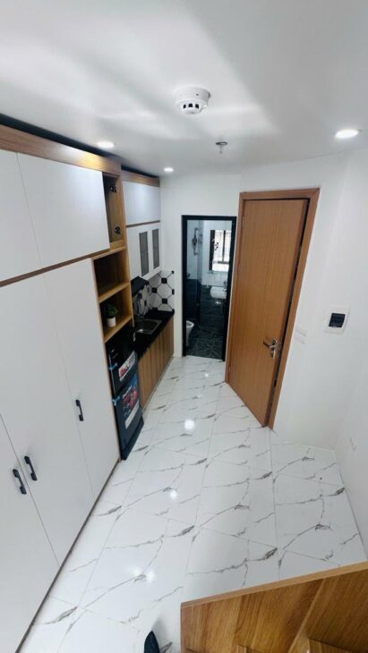 BÁN NHÀ DÒNG TIỀN PHÁO ĐÀI LÁNG ĐỐNG ĐA 6 TẦNG THANG MÁY 20 PHÒNG DOANH THU 1,3 TỶ/NĂM GIÁ 23,5 TỶ