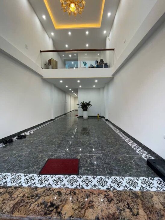 BÁN NHÀ TRUNG TÂM QUẬN THANH XUÂN KINH DOANH TỐT – VĂN PHÒNG NGÕ Ô TÔ TRÁNH 7 TẦNG THANG MÁY 27,5 TỶ