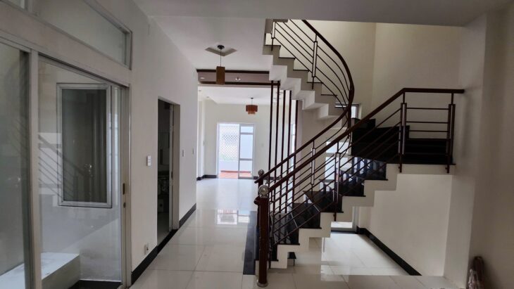 Siêu Phẩm Quang Trung Nhà Đẹp Giá Mềm Hẻm Ôtô