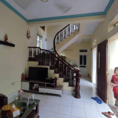 Bán nhà ngõ Yên Duyên, Hoàng Mai, HN. DT 1135m2, 2 tầng, 3PN, sổ đỏ chính chủ. Giá 10 tỷ. LH: