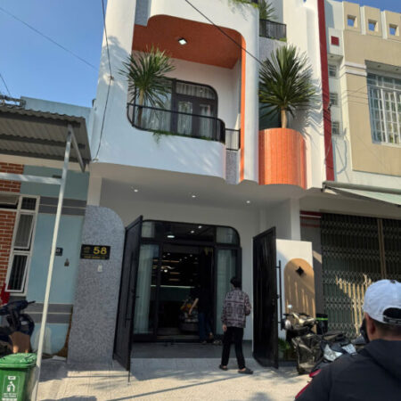 + Nhà 2,5 tầng Lê Kim Lăng, Trung Tâm Cẩm lệ, đường 7,5m lề 9m, gần Lê đại hành và sân bay.