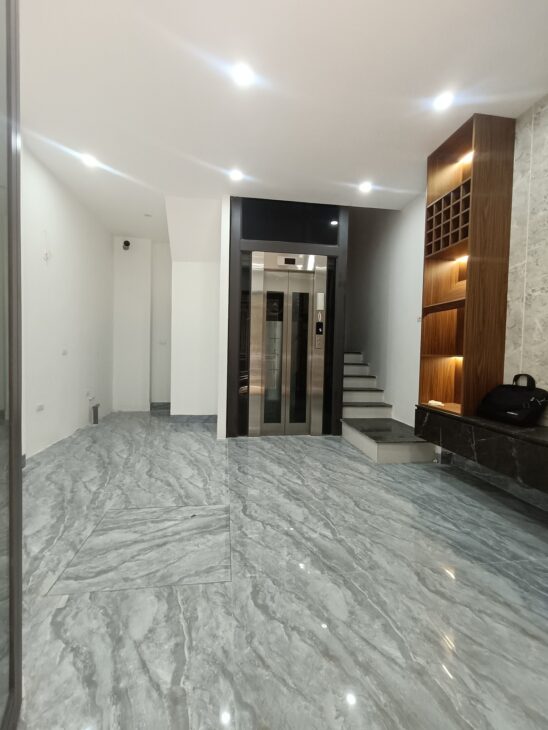 BÁN NHÀ VĨNH PHÚC BA ĐÌNH NHÀ MỚI 6 TẦNG THANG MÁY LÔ GÓC KINH DOANH 35M 8,2 TỶ