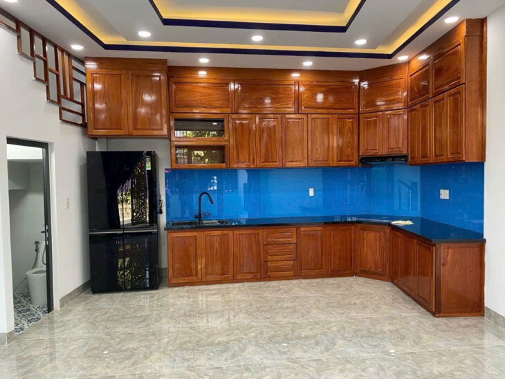 Cho thuê nhà mới mặt tiền kinh doanh, gần Đại học Nha Trang