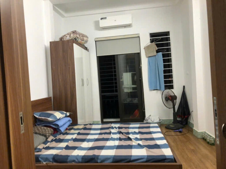 3 ngày 4 khách đàm phán mặt phố Phúc Tân 40m/43m, 3 tầng, mặt tiền 3.4m, 12 tỷ Hoàn Kiếm.