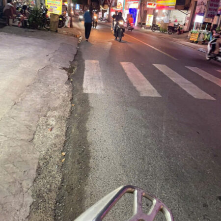 Bán nhà mặt tiền 8x38m giá 24 tỷ Đường Nguyễn Văn Quá