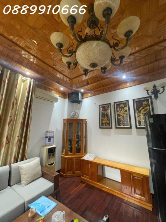 Siêu hiếm Hoàng Ngân 55m2 nhà kiên cố 4 tầng, cách oto 20m, gần hồ điều hoà giá 10.5 tỷ