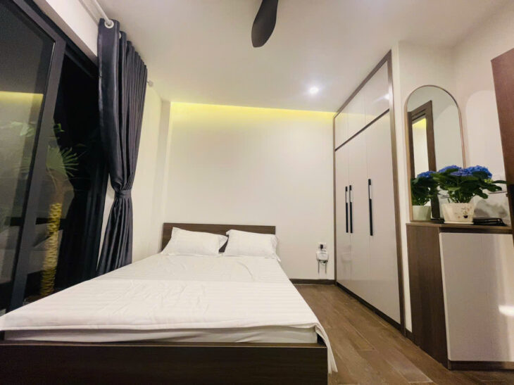 HOT!CCMN ĐÌNH QUÁN 100M2X7T,24 PHÒNG,T/MÁY,LÔ GÓC,MT=11M,90 CỦ/M,18.9 TỶ