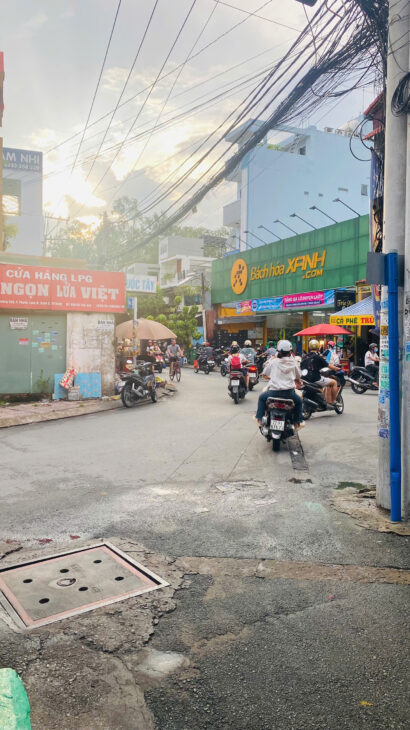 Cho thuê nhà nguyên căn HXH đường 339 Phước Long B Quận 9 1T1L 3PN 2WC giá 10tr