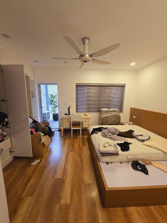 BÁN NHÀ DÂN XÂY TÂY TỰU,OTO 7 CHỖ VÀO,NGÕ THÔNG,DT=39Mx4T,MT=4.2m, 5 tỷ