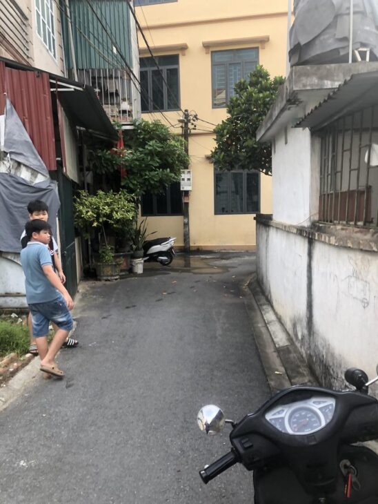 ĐẤT VIP ĐA TỐN – GIA LÂM – MẶT TIỀN RỘNG- NGÕ THÔNG-Ô TÔ VÀO NHÀ- XÂY Ở, KINH DOANH CỰC ĐỈNH