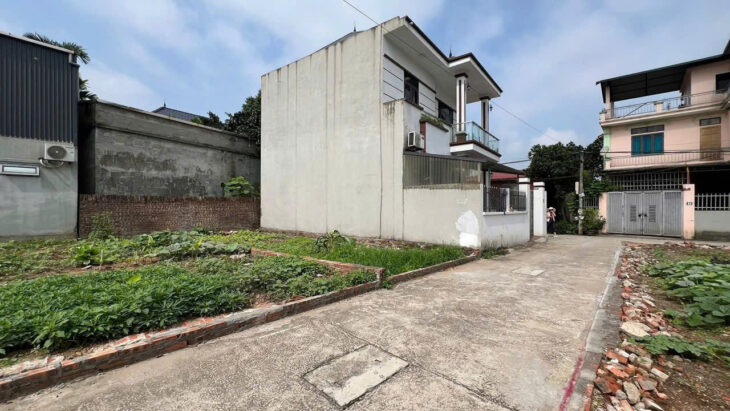 BÁN GẤP 46,8M PHÚC HÒA, PHÚC THỌ. Ô TÔ THÔNG. TC NHỈNH 2 TỶ XÍU