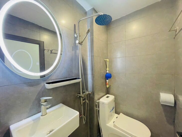 NHÀ NGUYỄN HOÀNG – 36M2 X 5 TẦNG – NGÕ NÔNG – 6.3 TỶ