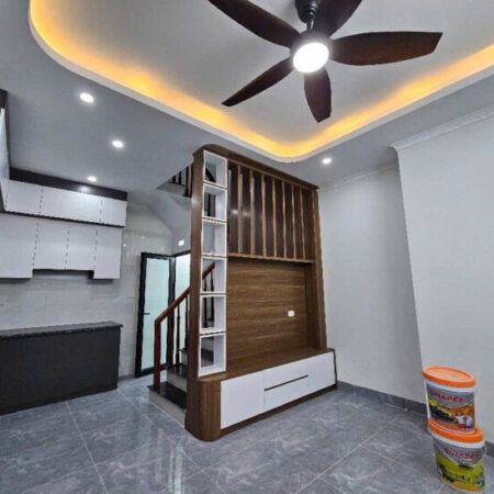 NHÀ LIÊN MẠC – 30M² – 6 TẦNG – Ô TÔ ĐỖ CẠNH NHÀ – CẠNH HỒ ĐIỀU HÒA – 5,9 TỶ