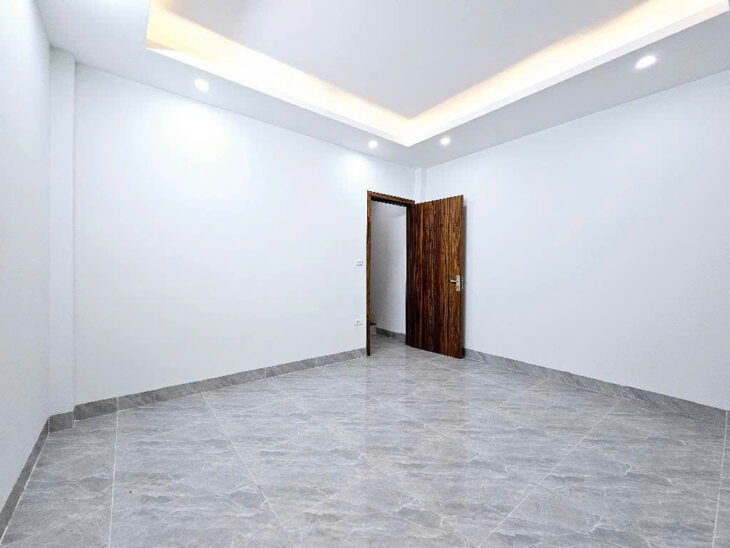 NHÀ PHÚ THƯỢNG – GẦN CIPUTRA – 30m² x 5 TẦNG – MẶT TIỀN 5M – GIÁ 6.7 TỶ