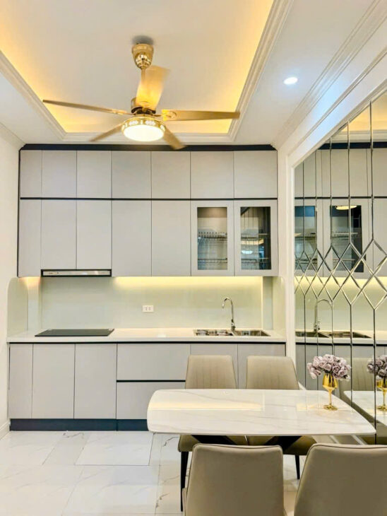 Nhà Phạm Văn Đồng – 32m² x 5 tầng – giá 8 tỷ – Gần Hoàng Quốc Việt