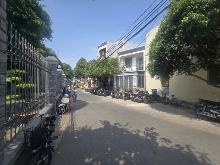 VỊ TRÍ KIM CƯƠNG – SÁT BỆNH VIỆN ĐA KHOA THỦ ĐỨC – 185M² – CHỈ 10.2 TỶ