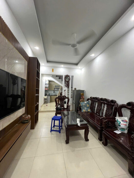 Nhà đẹp Lô Góc 4 tầng 43m Ô Tô tại ngõ 107 Hồng Mai, HBT