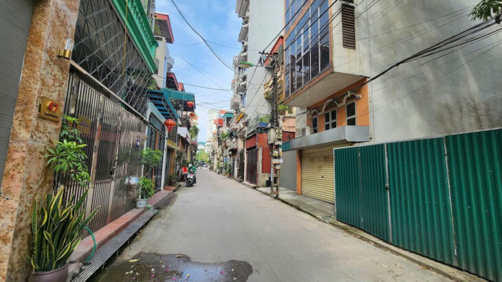 Lĩnh Nam – Hoàng Mai 41m x mt 4m . phân lô , ô tô tránh