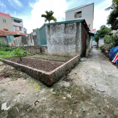 🔥HÀNG HIẾM ĐỨC THƯỢNG – Ô GÓC – SÁT HỒ – CÁCH QL32 CHỈ 500M – NHỈNH 3 TỶ!!!