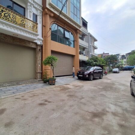 BÁN TÒA NHÀ 7 TẦNG CÓ THANG MÁY – TRUNG TÂM NGỌC THỤY – ĐƯỜNG 25M – GARA Ô TÔ – GIÁ CHỈ 24,8