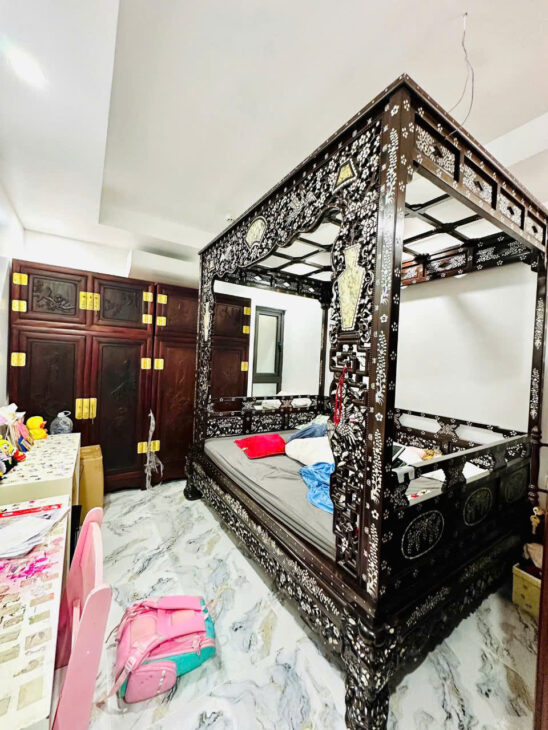 Bán biệt thự mặt phố Tư Đình – Long Biên – cực phẩm ở chất – dòng tiền – giá đầu tư