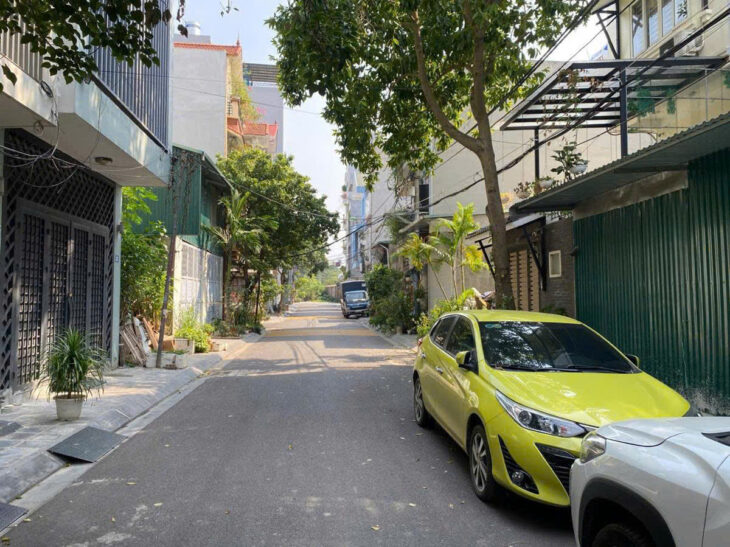 Nhà Biệt Thự Pháp – 4 Tầng – Thang Máy – Vỉa Hè Rộng – Oto Tránh – 135m²