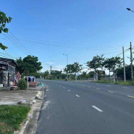 Bán đất mặt tiền Nguyễn Tri Phương, Bình Tân, LaGi giá rẻ gần biển Bán đất mặt tiền Nguyễn Tri Phương, Bình Tân, LaGi giá rẻ gần biển