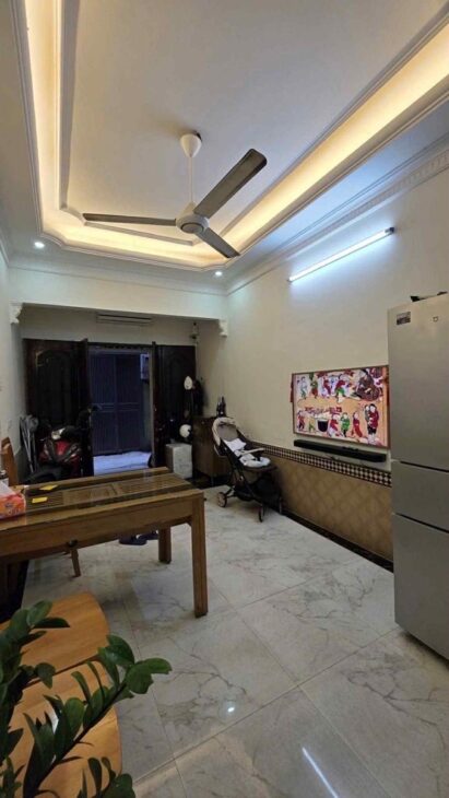 ???? NHÀ -ĐẶNG TIẾN ĐÔNG-SÁT HỒ HOÀNG CẦU DT27/29MX5 TẦNG GIÁ CHỈ 8.5TỶ