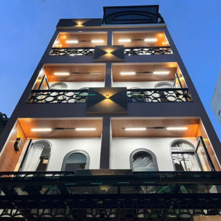 GIẢM 2.TY CHDV- SẴN DÒNG TIỀN 15 PHÒNG-NGAY TRUNG TÂM Q10- SÁT Q1