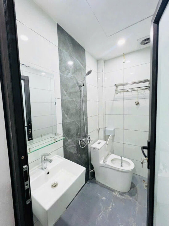 BÁN NHÀ GIẢI PHÓNG- HOÀNG MAI, 47 M2, 6 TẦNG TM, MẶT TIỀN 4 M, GIÁ 12,9 TỶ.