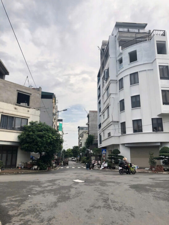 MẢNH ĐẤT ĐẸP PHÂN LÔ KHU TÁI ĐỊNH CƯ NGỌC THỤY – Ô TÔ TRÁNH