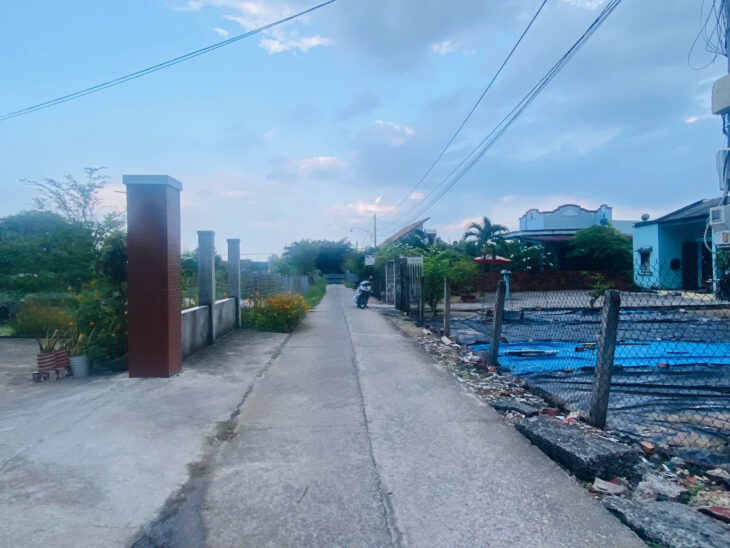 Bán 10m x 40m đất ODT Tân Phước – LaGi kế bên 577 chỉ 1.5 tỷ sổ riêng