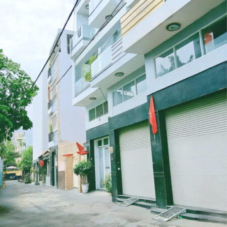 BÁN NHÀ Q10- HẺM 6M THÔNG CMT8- NGANG HƠN 5M- CĂN GÓC 3 TẦNG 3 PHÒNG NGỦ NỘI THẤT SỊN: 11 TỶ NHỈNH