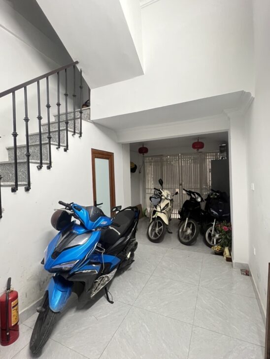 ???? NHÀ -ĐẶNG TIẾN ĐÔNG-SÁT HỒ HOÀNG CẦU DT28/31MX5 TẦNG GIÁ CHỈ 9 TỶ