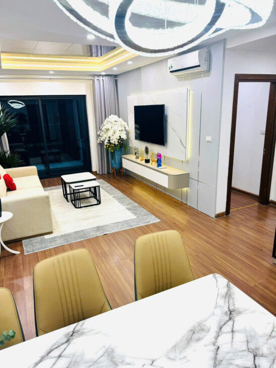 Bán căn 3 ngủ 2 WC tòa Ruby Goldmark City,nội thất mới đẹp, xịn sò 100% cao cấp vào ở ngay.