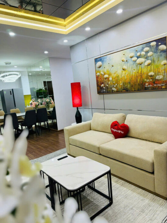 Bán căn 3 ngủ 2 WC tòa Ruby Goldmark City,nội thất mới đẹp, xịn sò 100% cao cấp vào ở ngay.