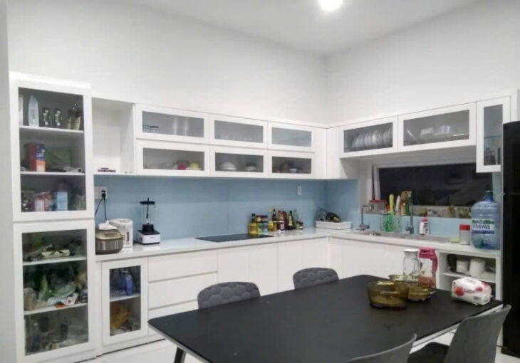 Bán nhà mặt phố Q.9, 115m², 3 tầng, 8.7 tỷ, sổ hồng