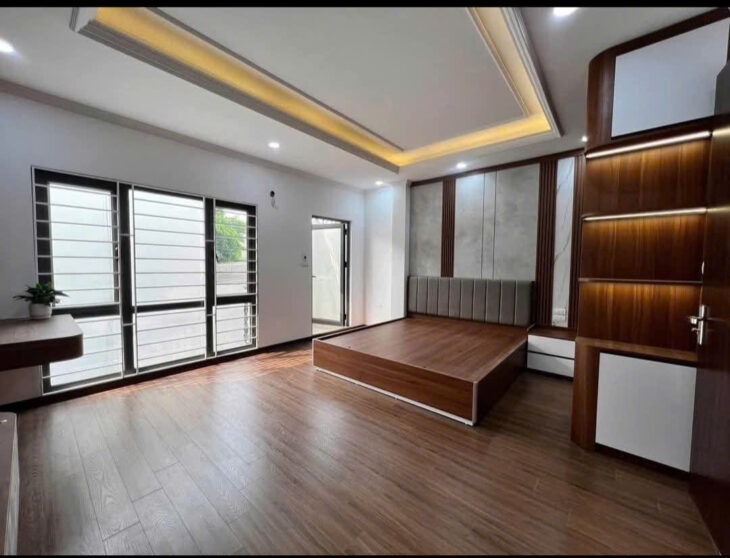 BÁN NHÀ PHỐ TÔ KHÊ,GIA LAM – 80M² – 4.5 TẦNG – 3 MẶT THOÁNG –KINH DOANH Ô TÔ TRÁNH – HON 9TY